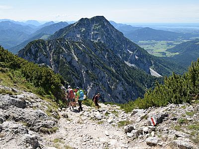 Nach Westen hat man einen schönen Blick auf den Grat zum Zwiesel