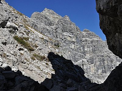 Es wird steiler und felsiger.