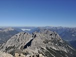 Im Osten zum Kluppenkarkopf und zur Stallkarspitze