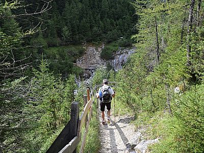 Es geht auf den Kotbach zu, ...