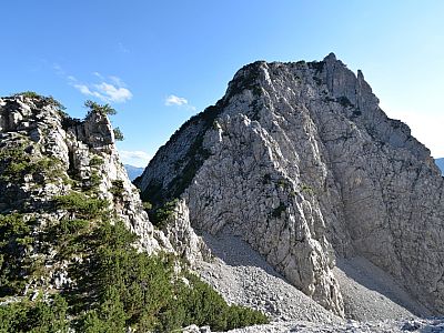 Zum Gipfel der Hüttenspitze müssen wir erneut 100 m aufsteigen