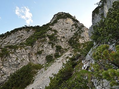 ... gewinnen wir schnell an Höhe.