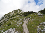 Am Grat halten wir uns links nach Westen