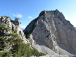 Zum Gipfel der Hüttenspitze müssen wir erneut 100 m aufsteigen