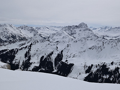 Der Blick zum Großen Widderstein