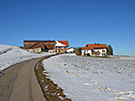 ...und biegen rechts ab zum Weiler Wieser