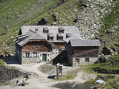 Das Schutzhaus Neubau