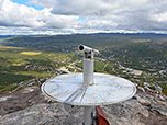 Am Gipfel lässt sich die Bergwelt rund um Hovden studieren