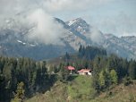 Kemptener Hütte, dahinter Rindalphorn und Hochgrat