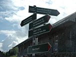 Wegweiser an der Alpe Sarkatsgund