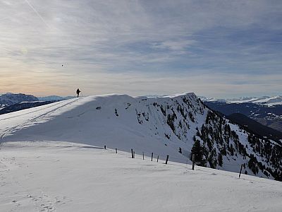 Weiter am Kam entlang...