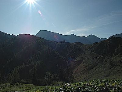 Hinter dem Sattel der Schneibstein (2276 m)