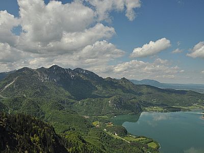 Blick zum Herzogstand und Heimgarten im Südwesten