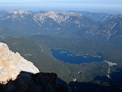 Der Blick nach Norden auf den Eibsee