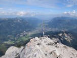 Der Ausblick vom Gipfel der Alpspitze auf Garmisch-Partenkirchen