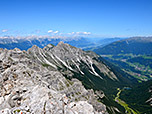 Blick über die Kalkkögel zum Inntal und zum Karwendel