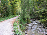 Am Hirschbach entlang