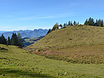 Blick zur Karspitze mit der kleinen Kapelle