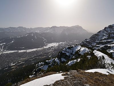 Das Wettersteingebirge mit der Zugspitze