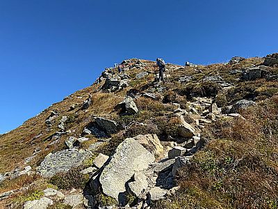...erreichen wir den Bergrücken des Kuhmessers