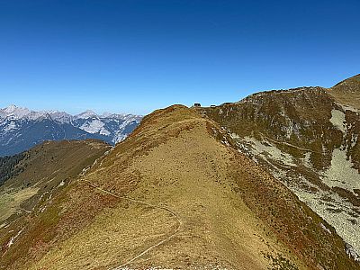 ...und die Kellerjochhütte