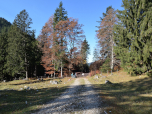 Nach Nordwesten marschieren wir auf ein Tor zu