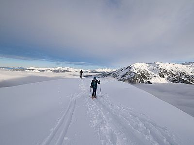 Über den Wolken nehmen wir die letzten Meter in Angriff