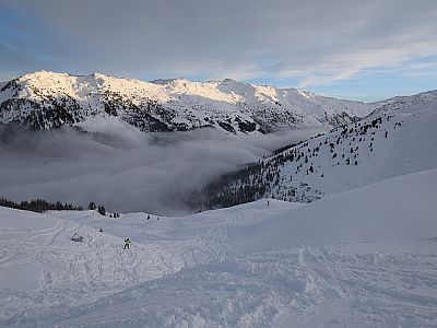 ... bevor wir nach Südosten absteigen