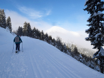 Aus dem Zillertal steigen vor dem Kuhmesser Wolken auf