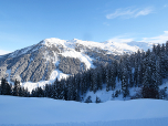 Der Ausblick nach Osten zur Wetterkreuzspitze
