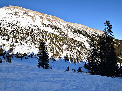 Wir folgen der Beschilderung ein Stück auf den Ifen zu, ...