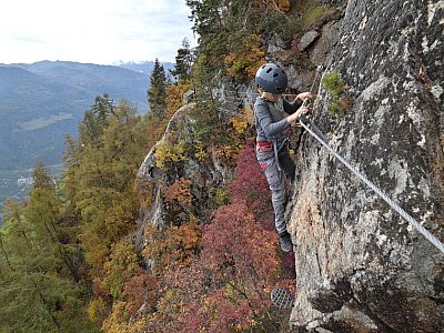 ... um eine weitere Variante in der Wand unter der Plattform auszuprobieren.
