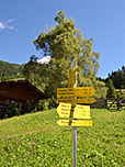 Wegweiser am Ausgangspunkt in Boden