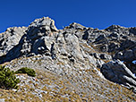 Das Gipfelkreuz der Kohlbergspitze bleibt stets im Blickfeld