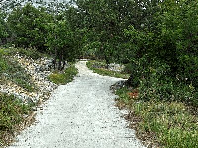 ... später auf Schotter ...