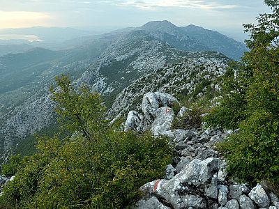 Weglos steigen wir ab