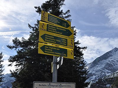 Nur ein kurzes Stück folgen wir dem Weg zum Osterfelderkopf....