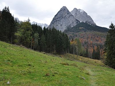 Auch der Waxenstein ist wieder schön zu sehen