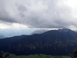 Hartnäckig halten sich die grauen Wolken über der Notkarspitze