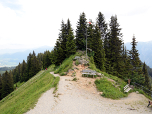 Nach einem erfrischenden Hopfengetränk wandern wir weiter nach Osten