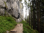 ... der südlichen Felswand des Ettaler Manndl
