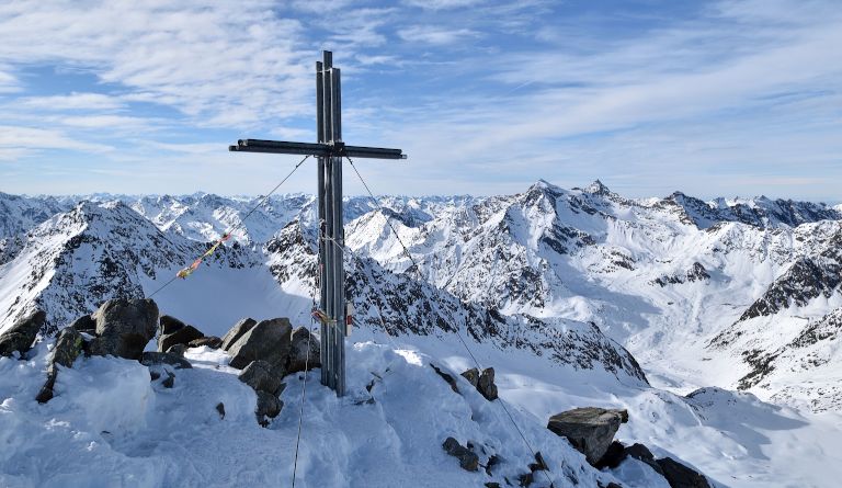 Längentaler Weißer Kogel (3217 m) als Skitour von Lüsens