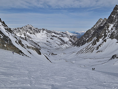 Der Ausblick zurück ins Längental Richtung Westfalenhaus