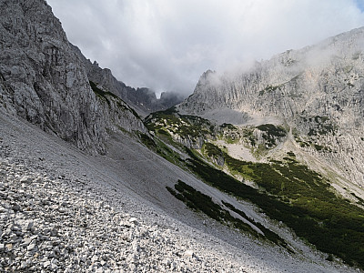 Hier queren wir später Richtung Fritz-Pflaum-Hütte 