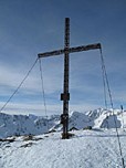 ...bis zum Gipfelkreuz der Lampsenspitze
