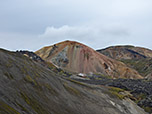 Blick zum bunten Berg Brennisteinsalda