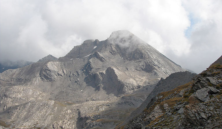 Le Pain de Sucre (3208 m)