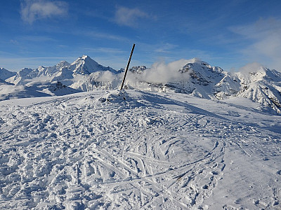 Der flache Gipfelaufbau des Leitnerbergs