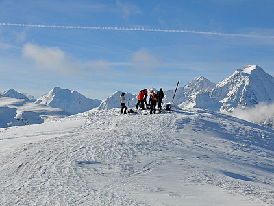 Blick Richtung Westen: Rechts im Bild Glättespitze 3133 m und Habicht 3277 m