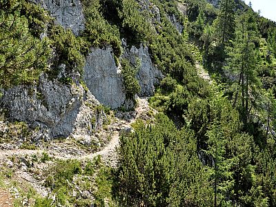 Zunächst wandern wir ohne groß an Höhe zu gewinnen nach Süden